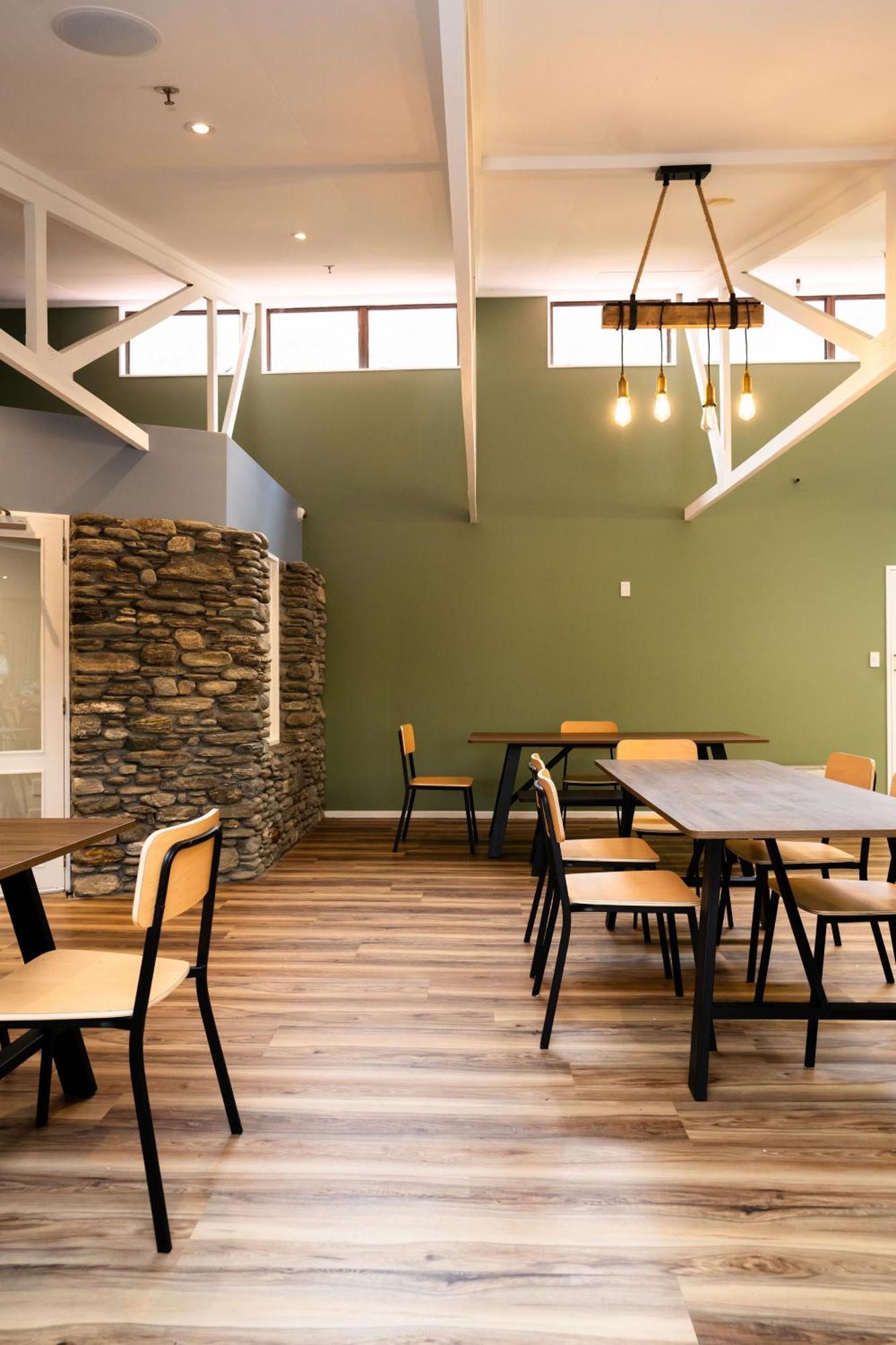 Haka House Franz Josef Hostel Εξωτερικό φωτογραφία