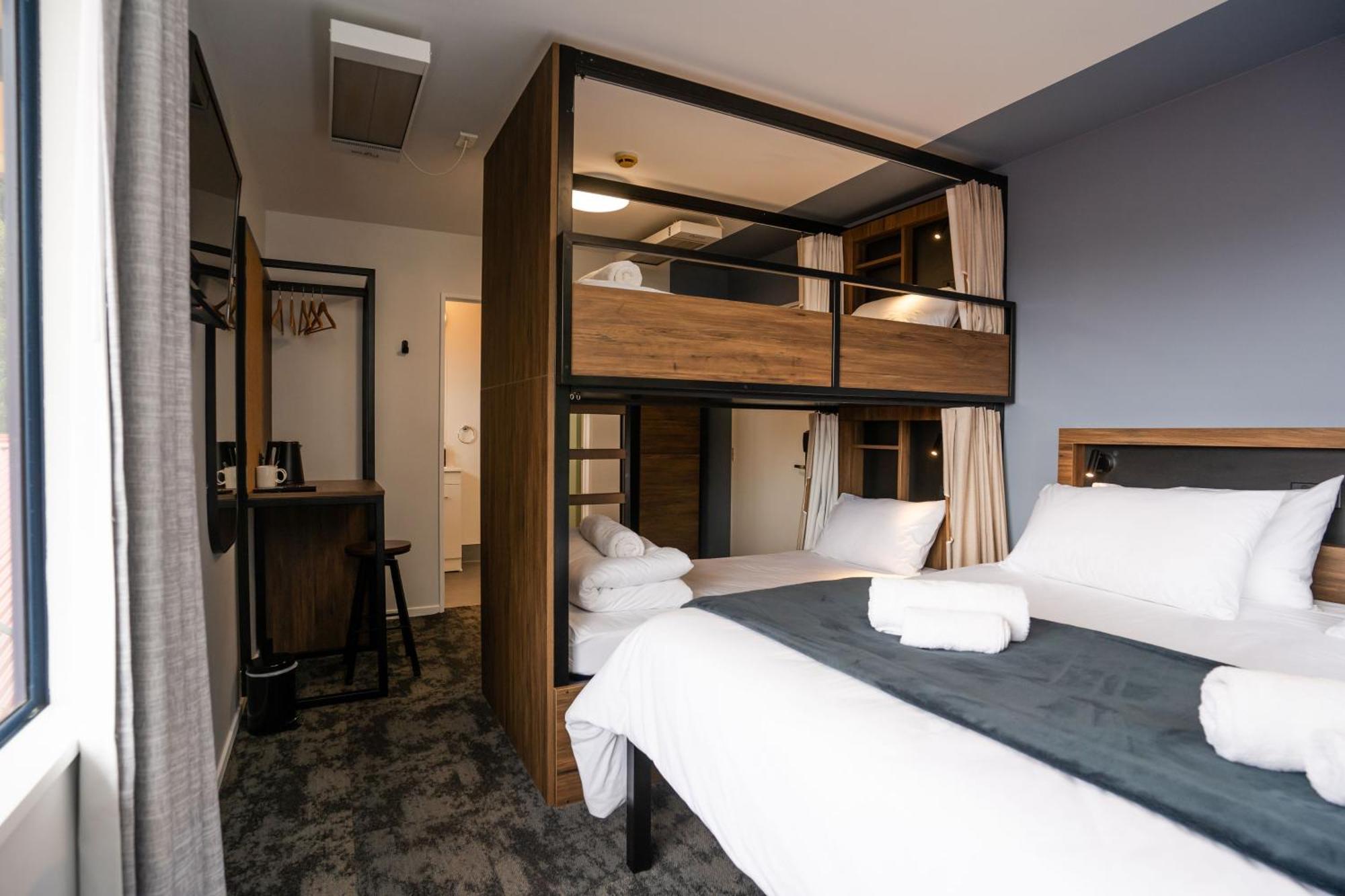 Haka House Franz Josef Hostel Εξωτερικό φωτογραφία
